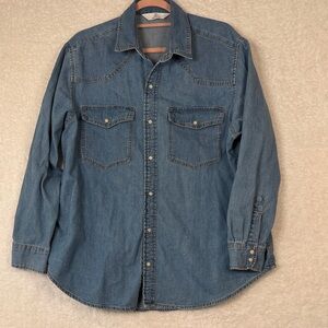 Women’s Western Blue Denim Long Sleeve Button-Up Shirt with Pearl Snaps Large
